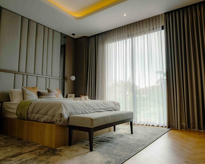 standard curtain size for windows
