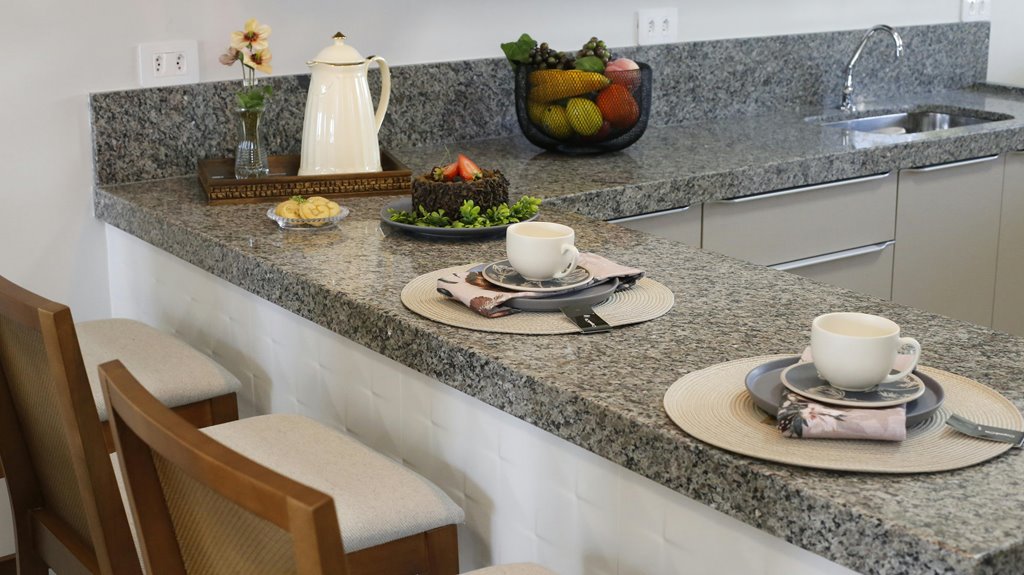 standard kitchen countertop height measurement
